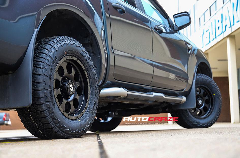 FORD RANGER DESERT MATTE BLACK